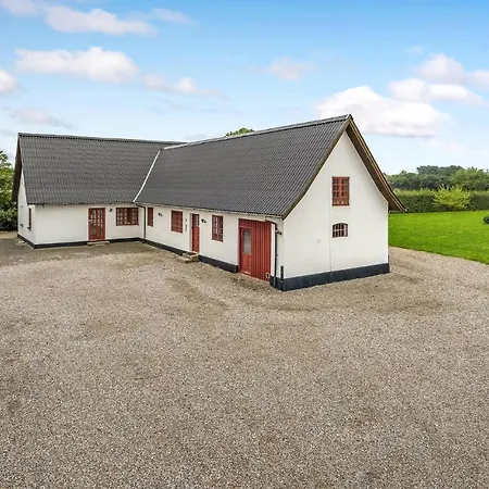 6 Bedroom Gorgeous In