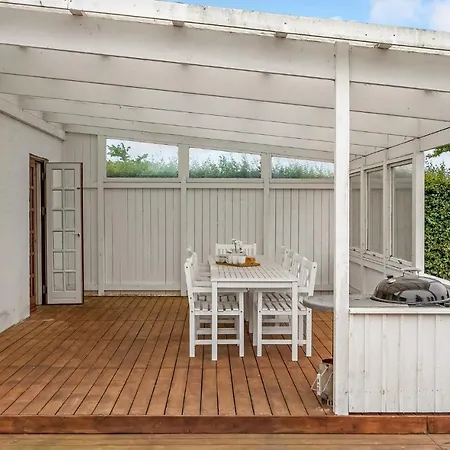 6 Bedroom Gorgeous In * Kvaerndrup