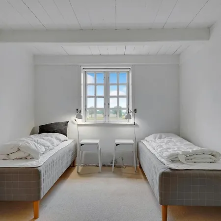 Holiday home 6 Bedroom Gorgeous In Kvaerndrup