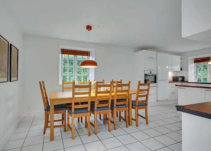 6 Bedroom Gorgeous In